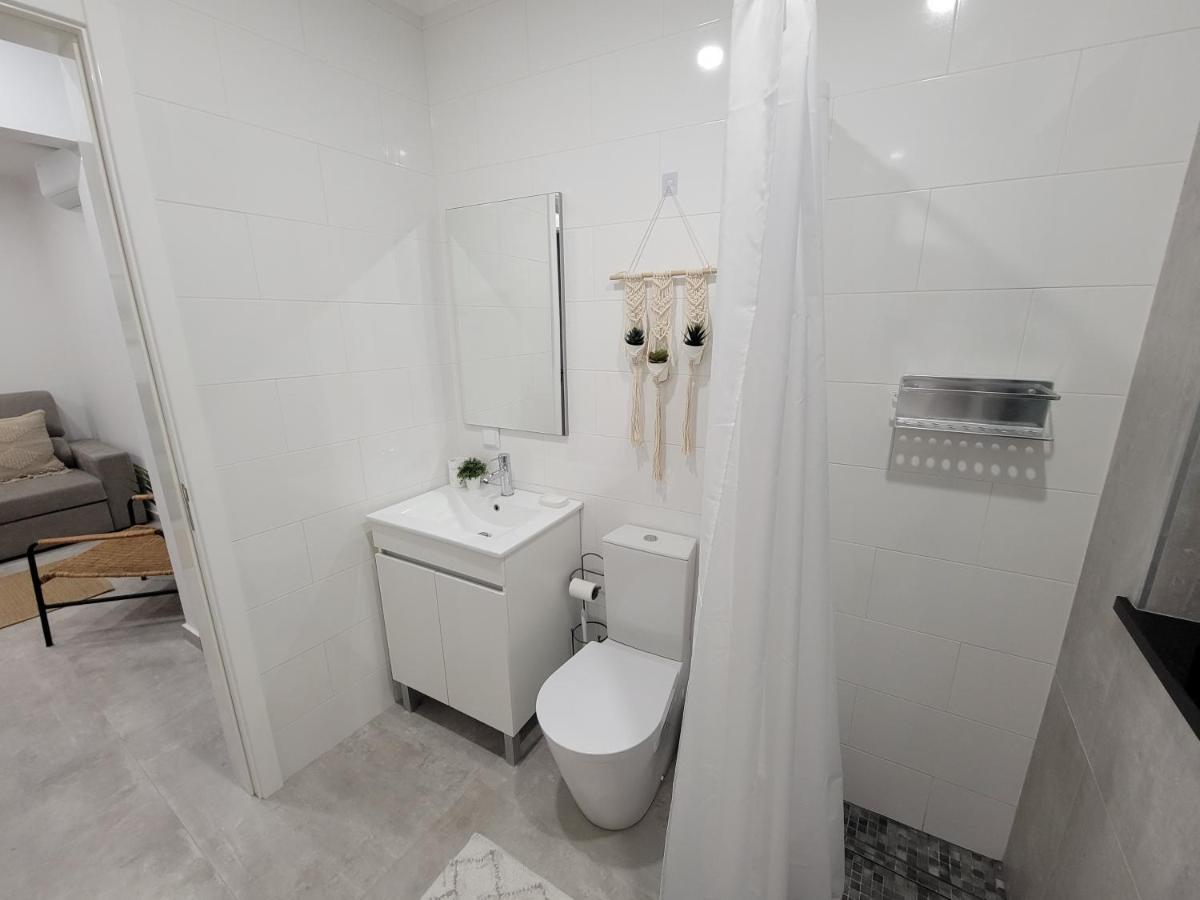 Mf Terceira - Villa With Terrace & Ocean Views Praia da Vitória Exteriör bild